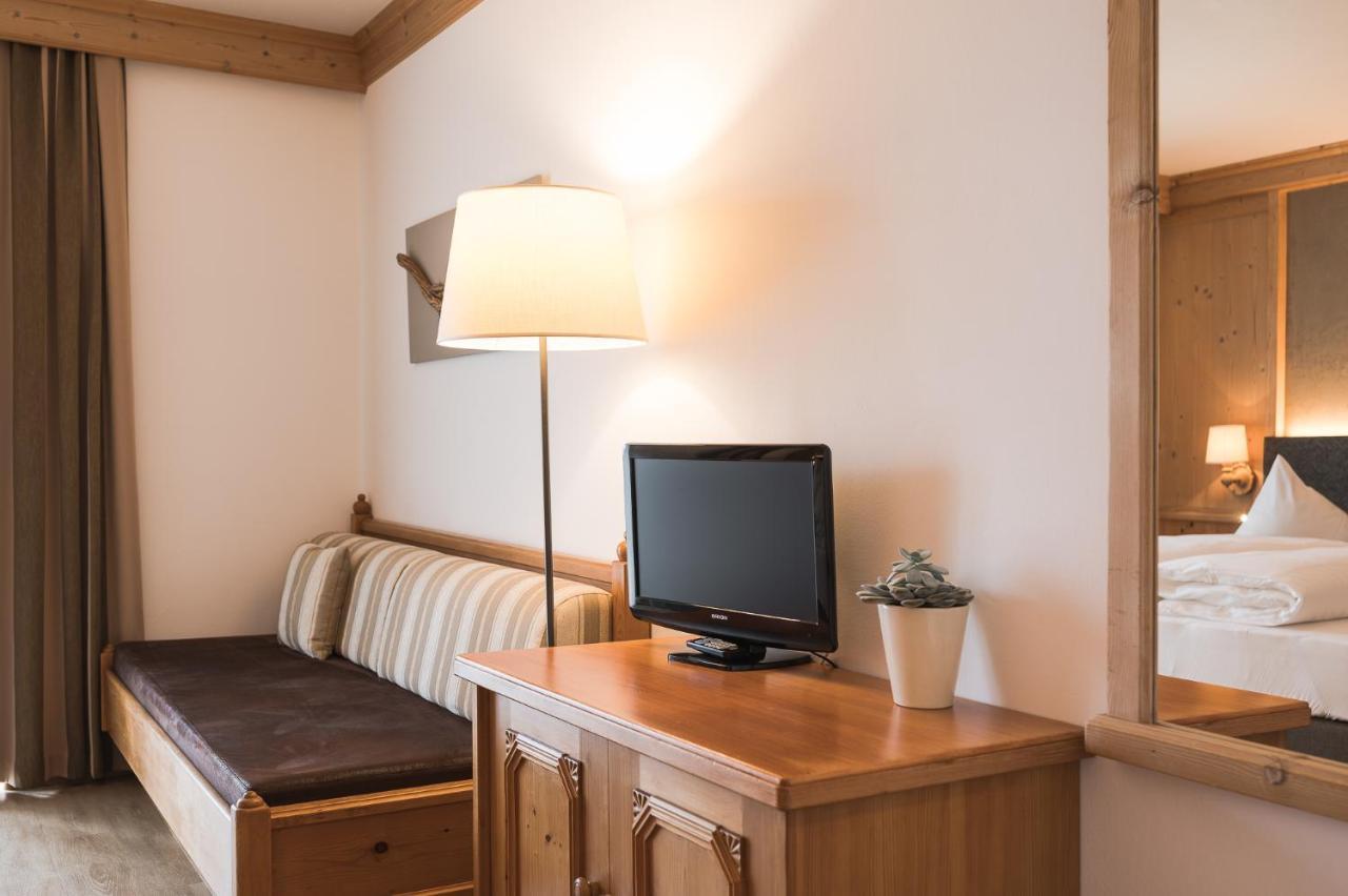 Hotel Alpenhof Tirolo Dış mekan fotoğraf