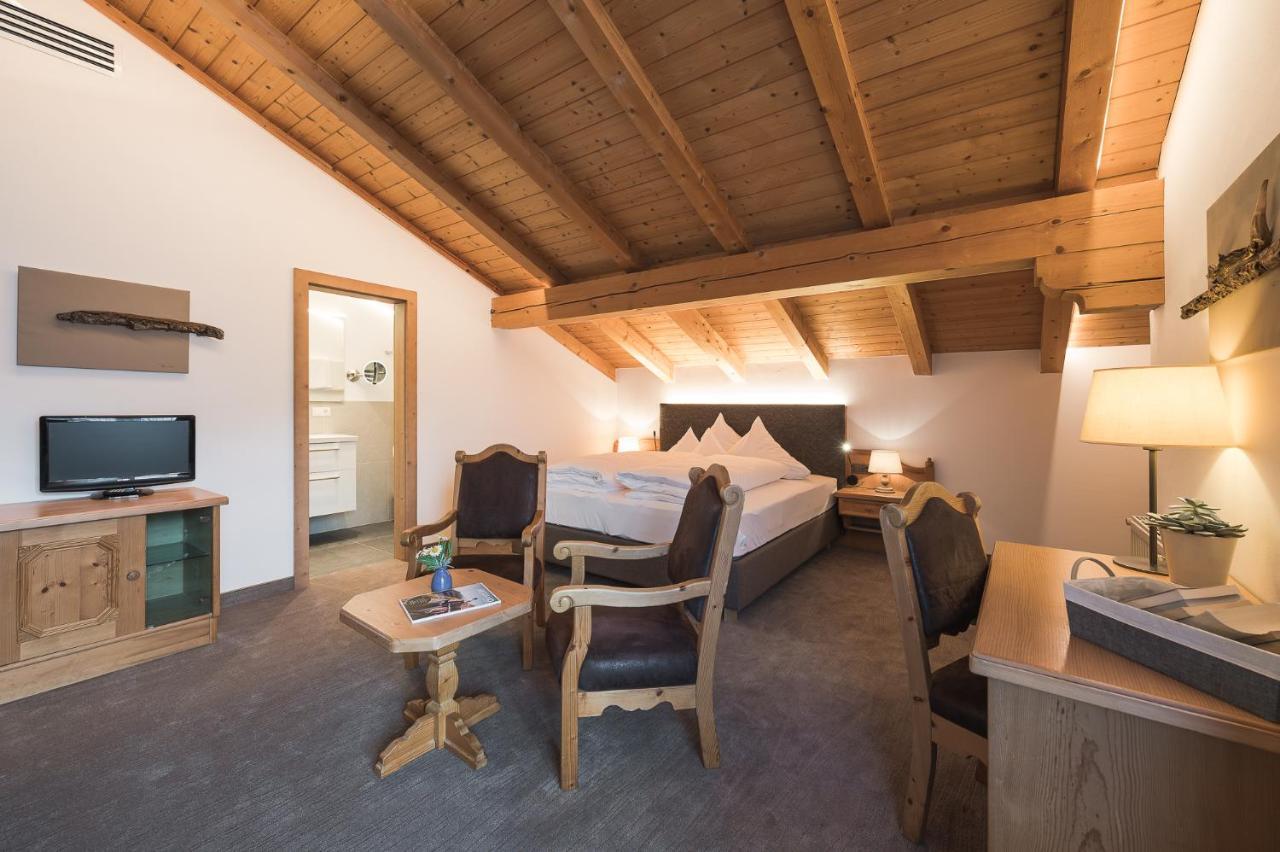 Hotel Alpenhof Tirolo Dış mekan fotoğraf